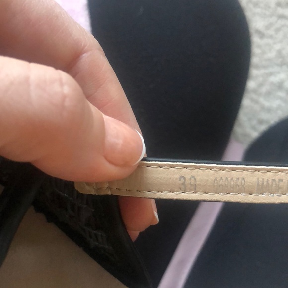 Oasis Woven Heeled Sandal - Picture 7 of 11